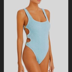 NWT Cleonie Amalfi One-Piece 💙